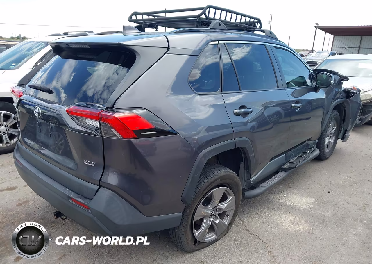 2022 Toyota Rav4 Xle VIN:2T3W1RFV3NW212666 - 4