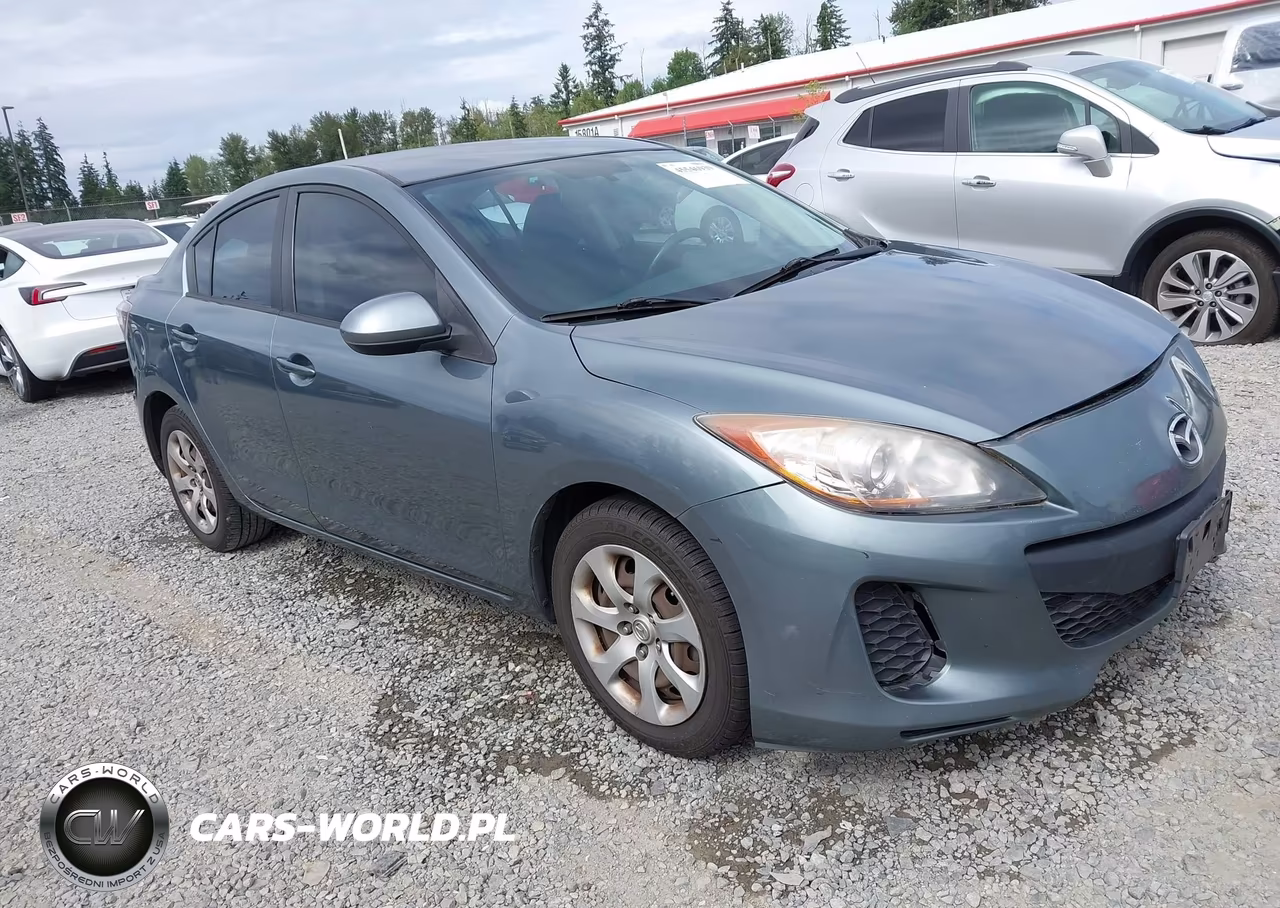 2013 Mazda Mazda3 I Sv – zdjęcie 1 z 18