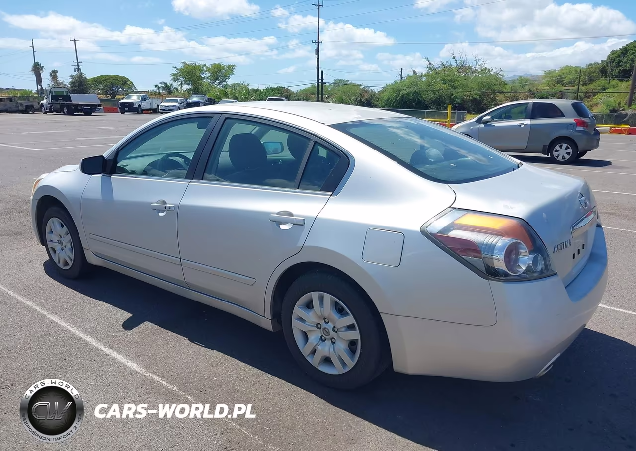 2010 Nissan Altima 2.5 S VIN:1N4AL2AP3AN437021 - 3