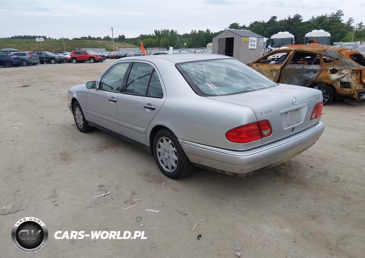 1999 Mercedes-Benz E 300 Diesel VIN:WDBJF25H1XA934118 - 3