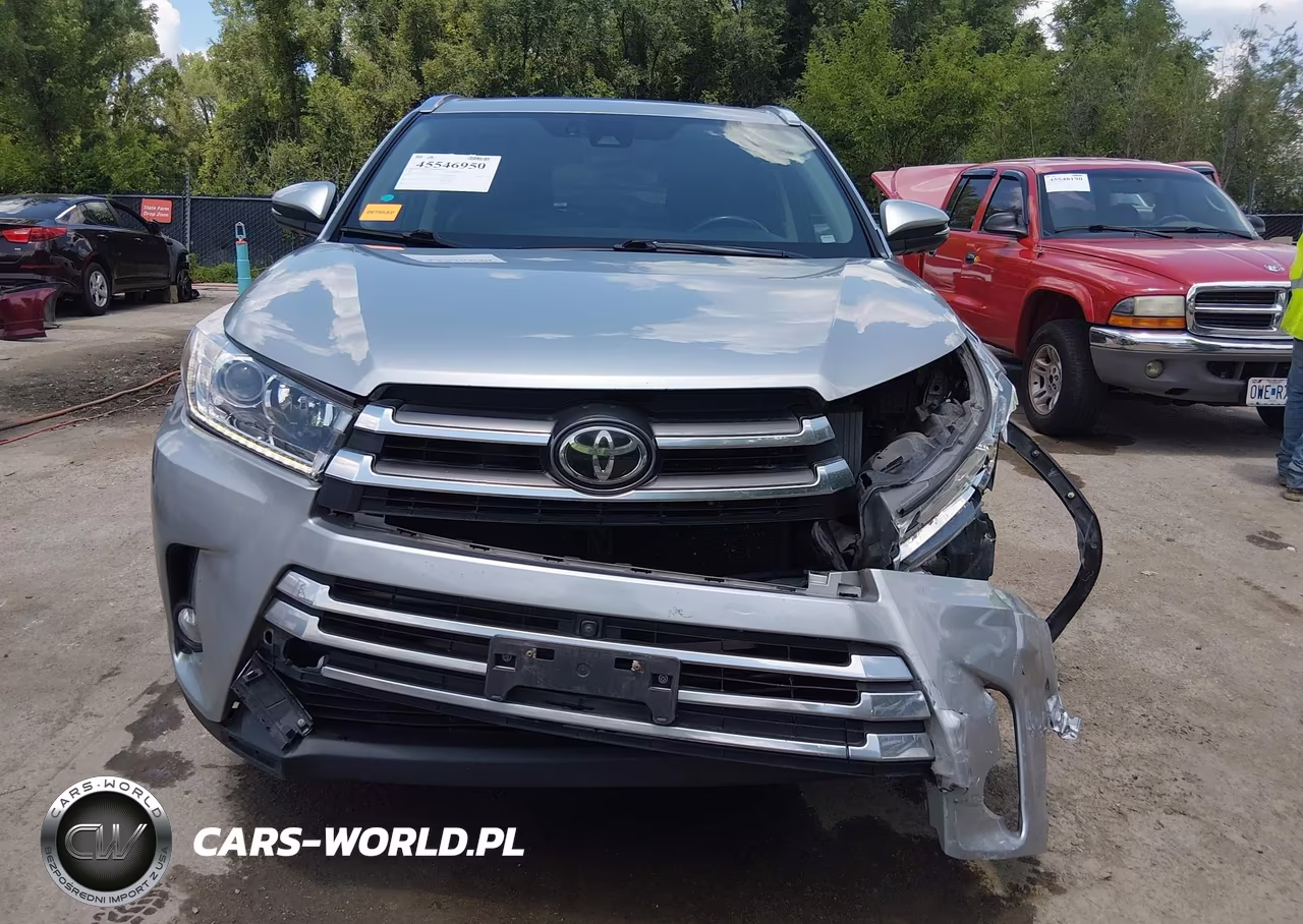 2017 Toyota Highlander Limited Platinum VIN:5TDDZRFHXHS389134 - 12