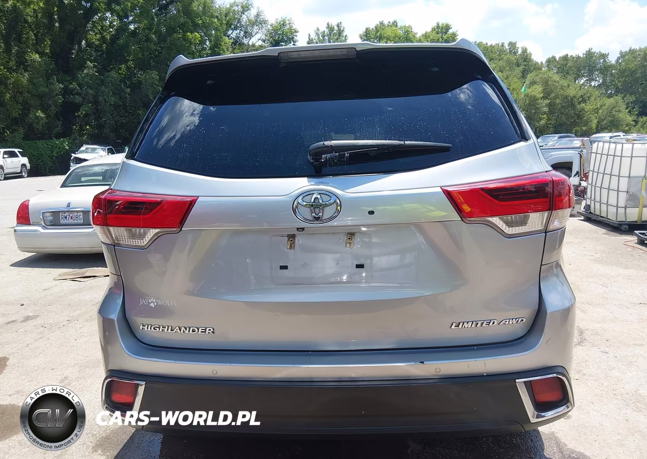 2017 Toyota Highlander Limited Platinum VIN:5TDDZRFHXHS389134 - 16