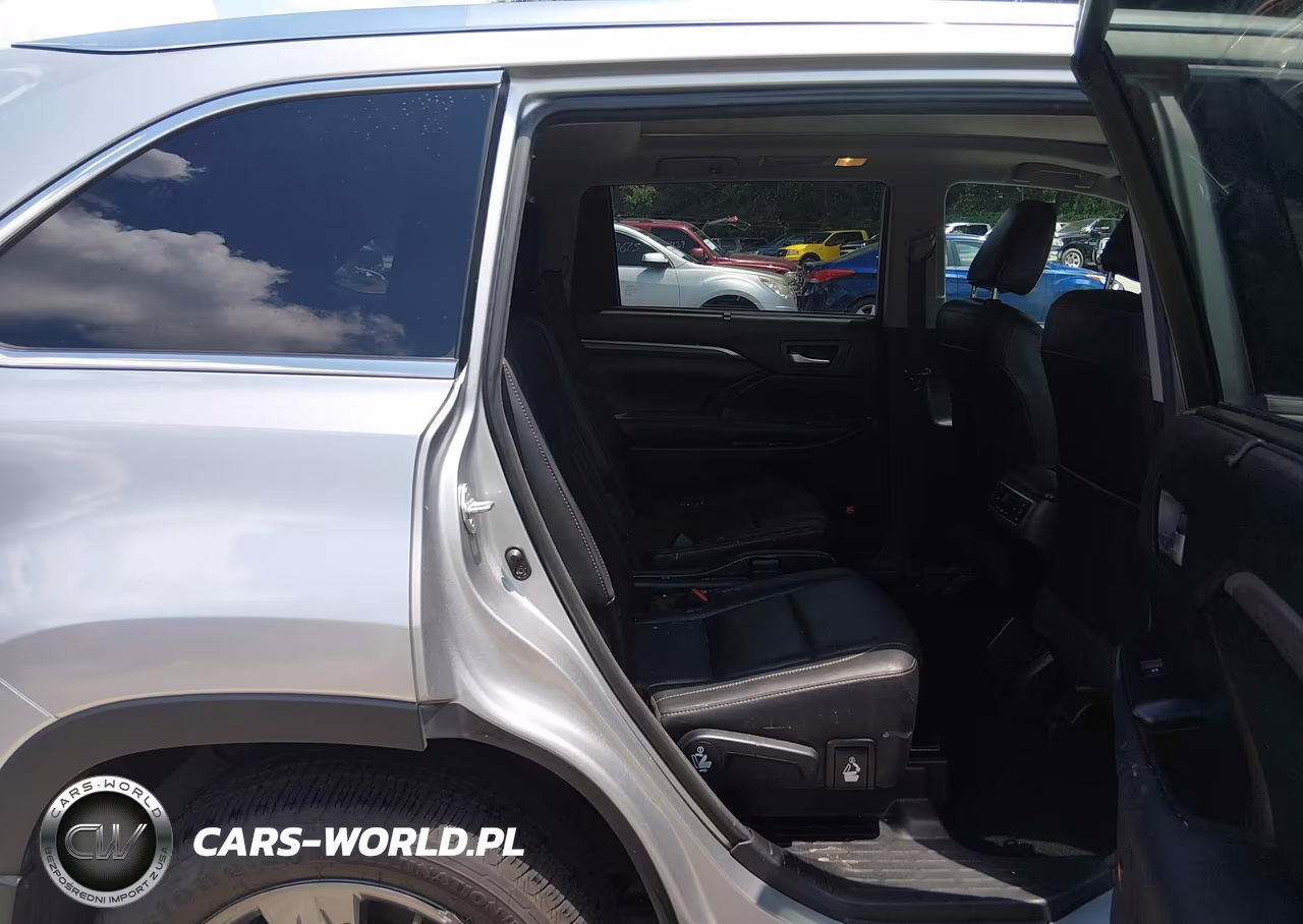2017 Toyota Highlander Limited Platinum VIN:5TDDZRFHXHS389134 - 8