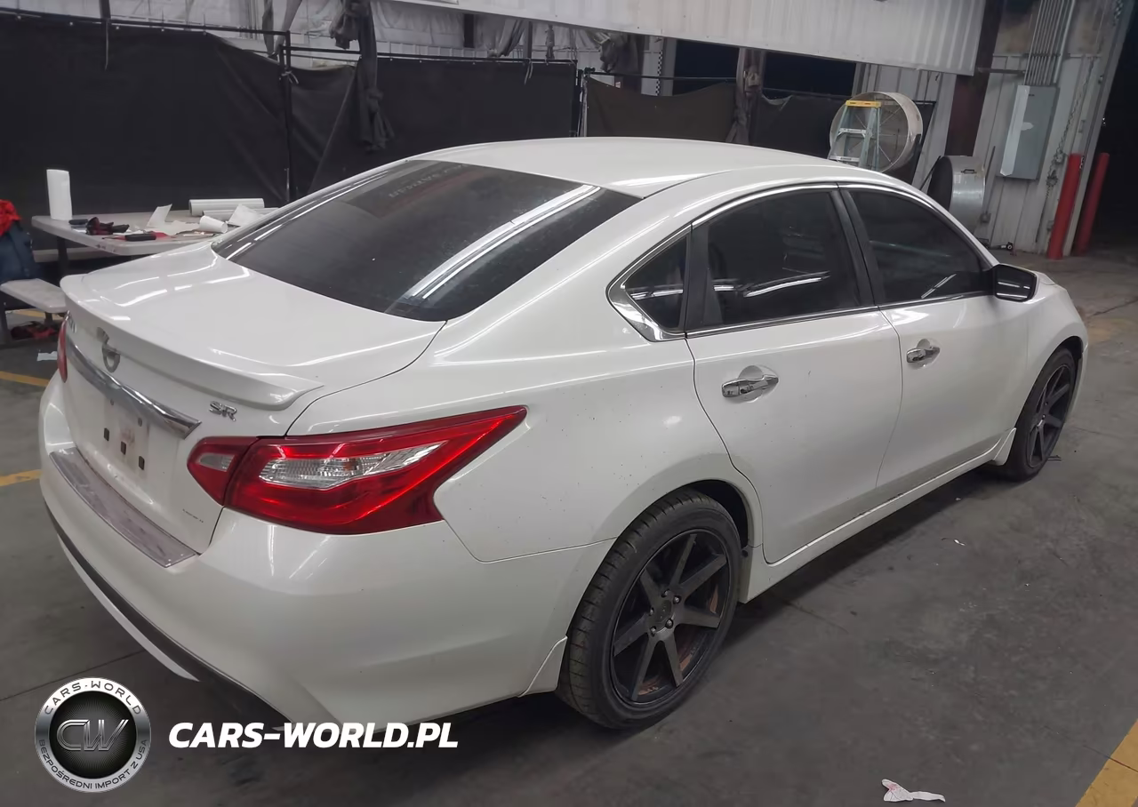 2016 Nissan Altima 2.5 Sr VIN:1N4AL3AP1GC208329 - 4