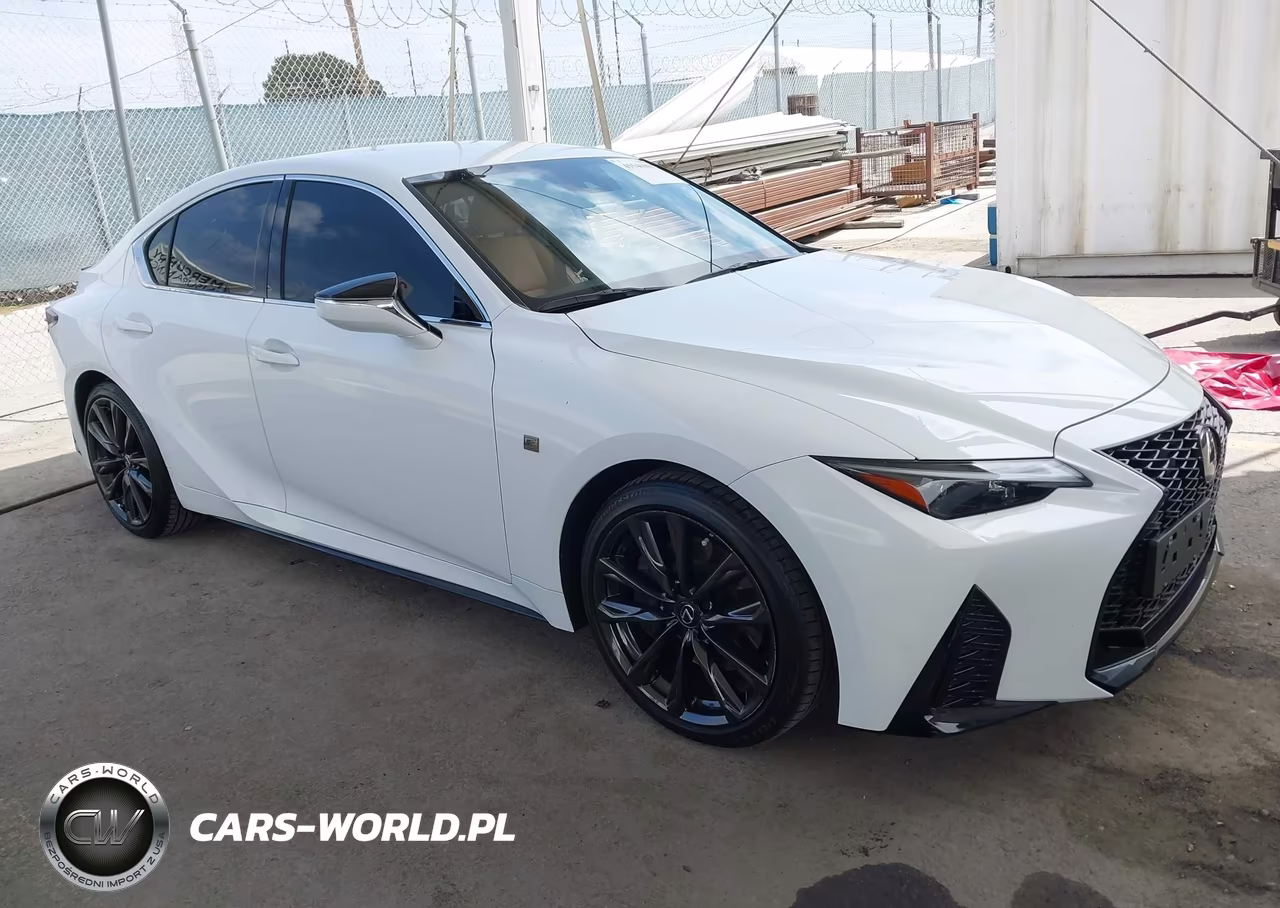 2025 Lexus Is 300 F Sport Design – zdjęcie 1 z 17
