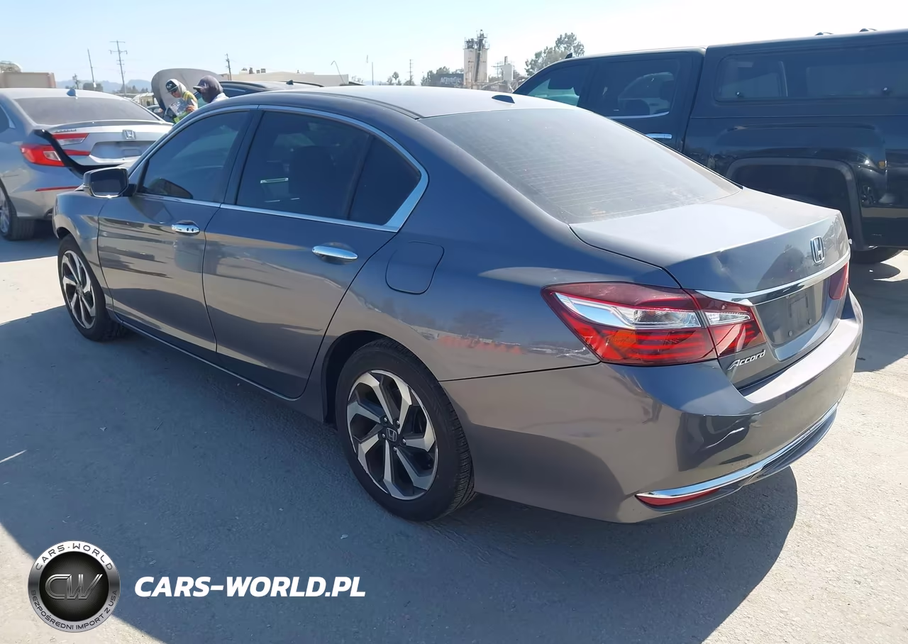 2017 Honda Accord Ex-L VIN:1HGCR2F85HA193359 - 3