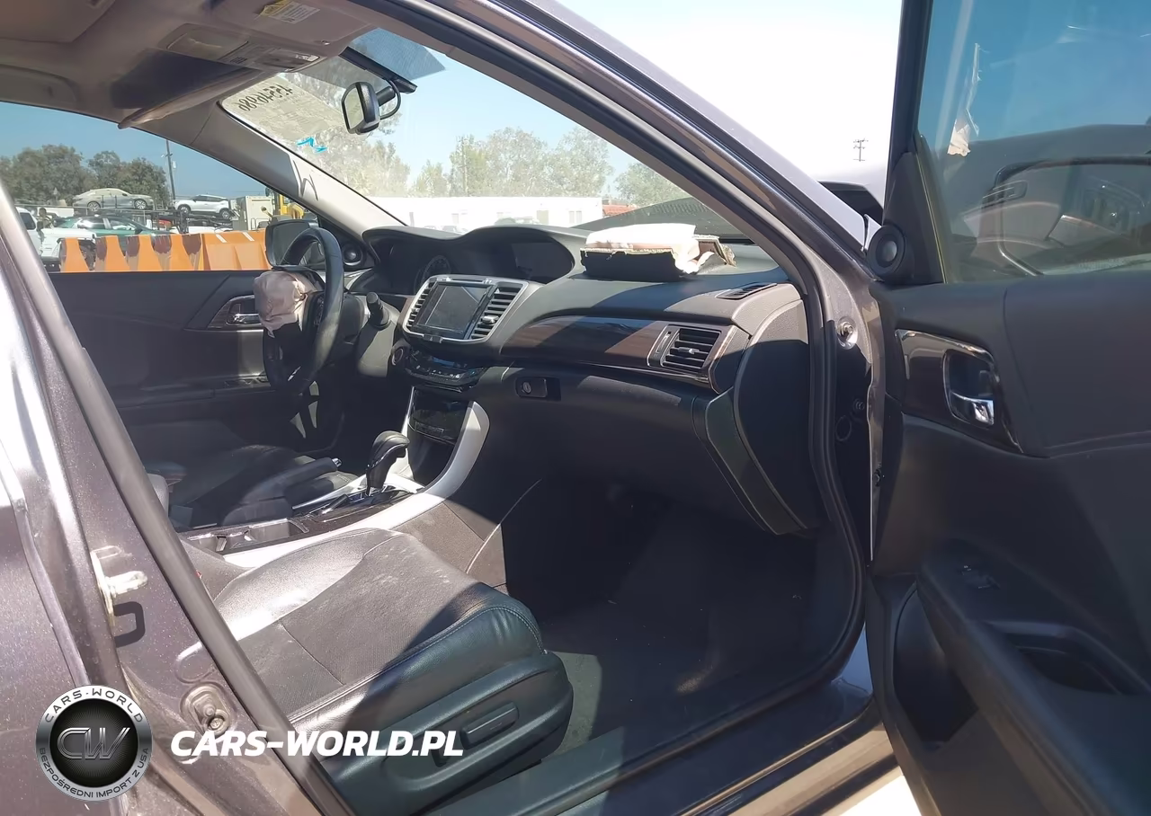 2017 Honda Accord Ex-L VIN:1HGCR2F85HA193359 - 5