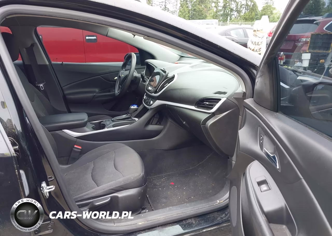 2018 Chevrolet Volt Lt VIN:1G1RA6S57JU113348 - 5