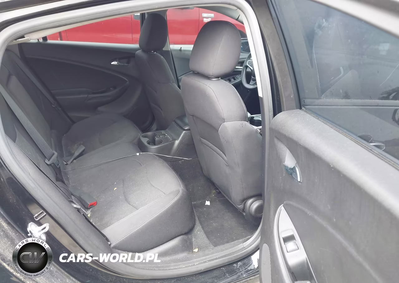 2018 Chevrolet Volt Lt VIN:1G1RA6S57JU113348 - 8