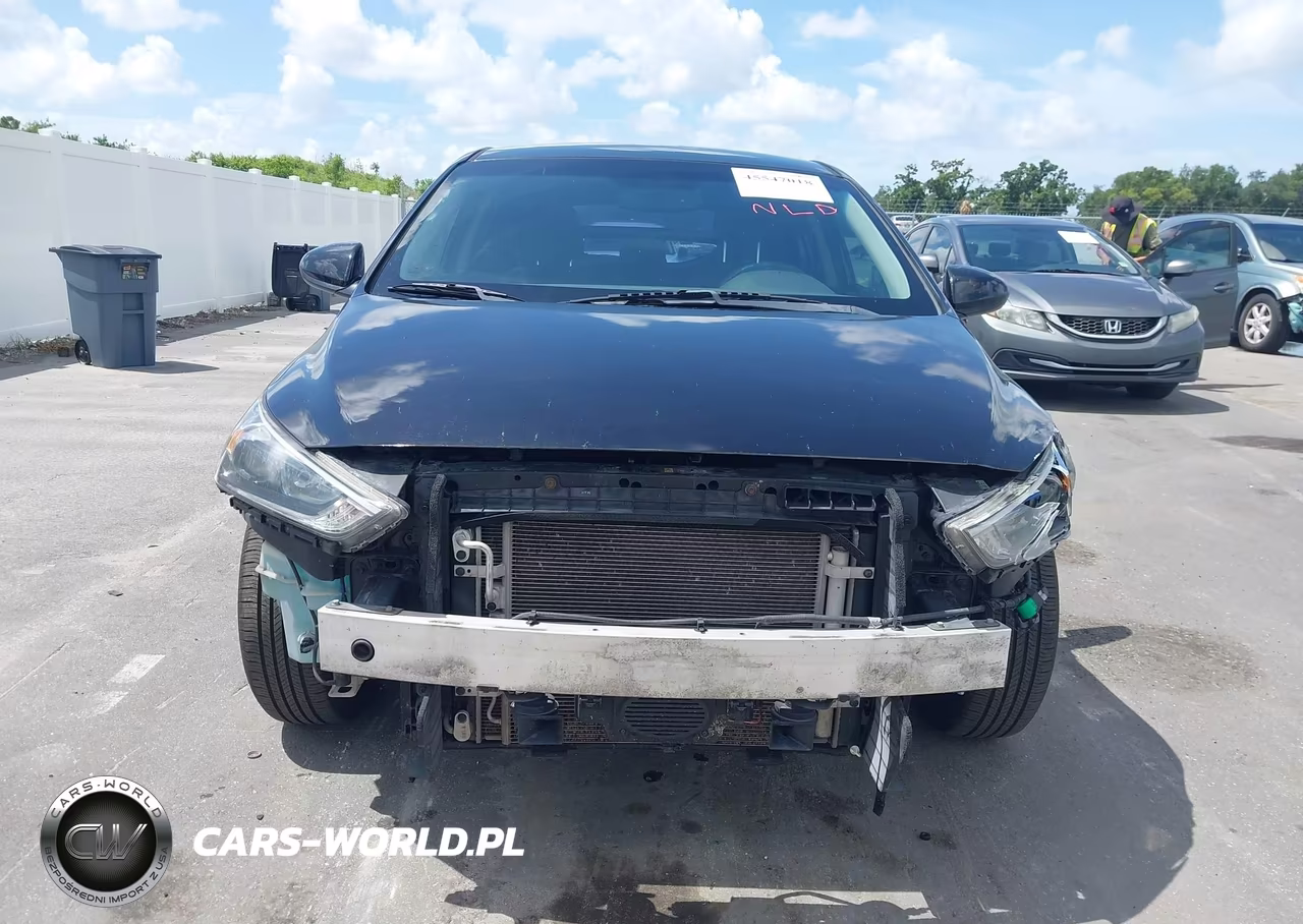 2017 Hyundai Ioniq Hybrid Blue VIN:KMHC65LC1HU027688 - 12