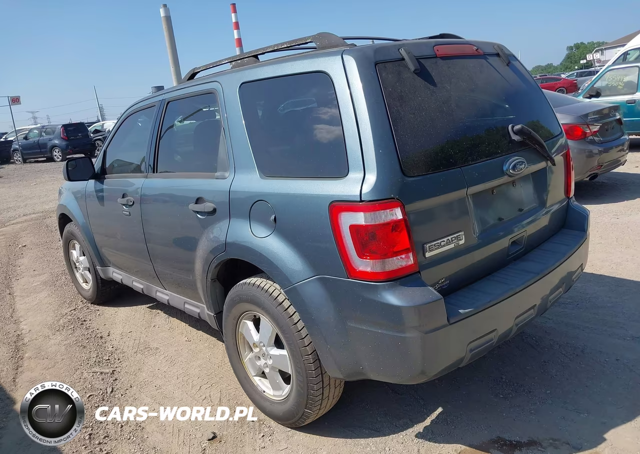 2010 Ford Escape Xlt VIN:1FMCU9D76AKC88489 - 3