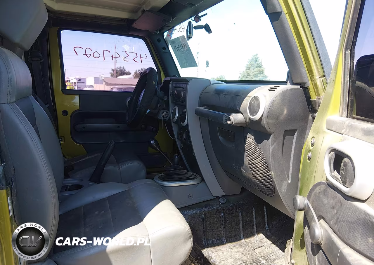2008 Jeep Wrangler X VIN:1J4FA24168L602637 - 5