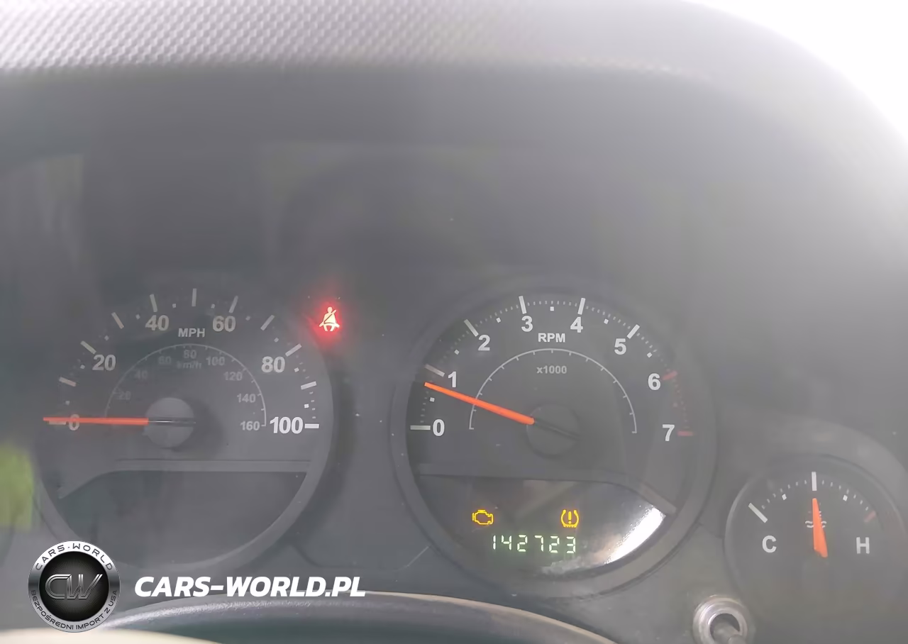 2008 Jeep Wrangler X VIN:1J4FA24168L602637 - 7