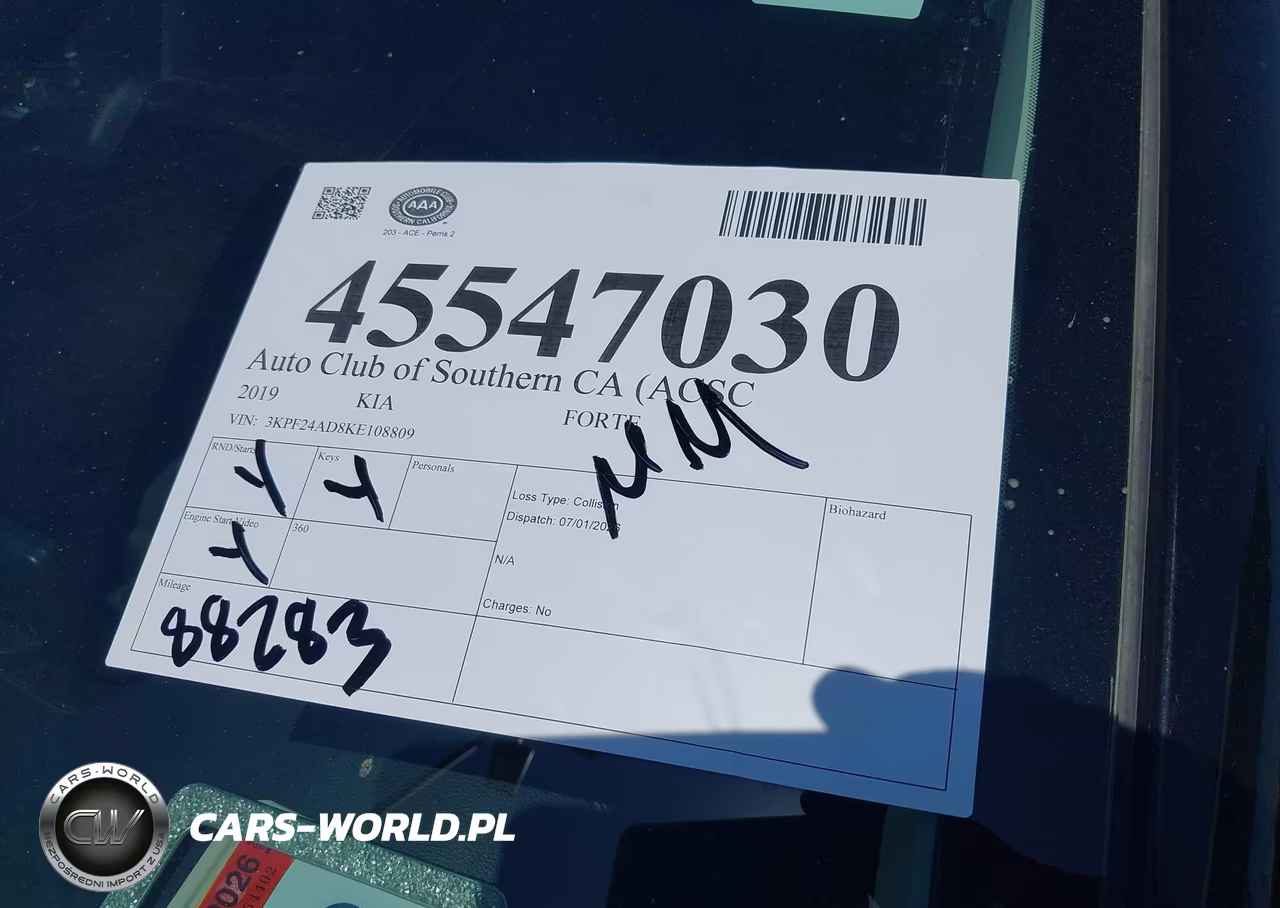 2019 Kia Forte Lxs VIN:3KPF24AD8KE108809 - 18