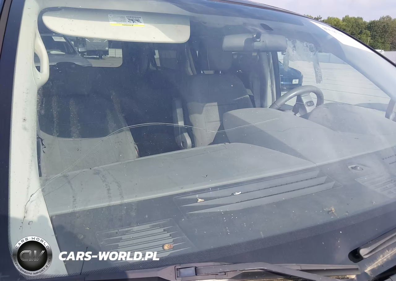 2010 Chrysler Town & Country Touring VIN:2A4RR5D11AR300936 - 13