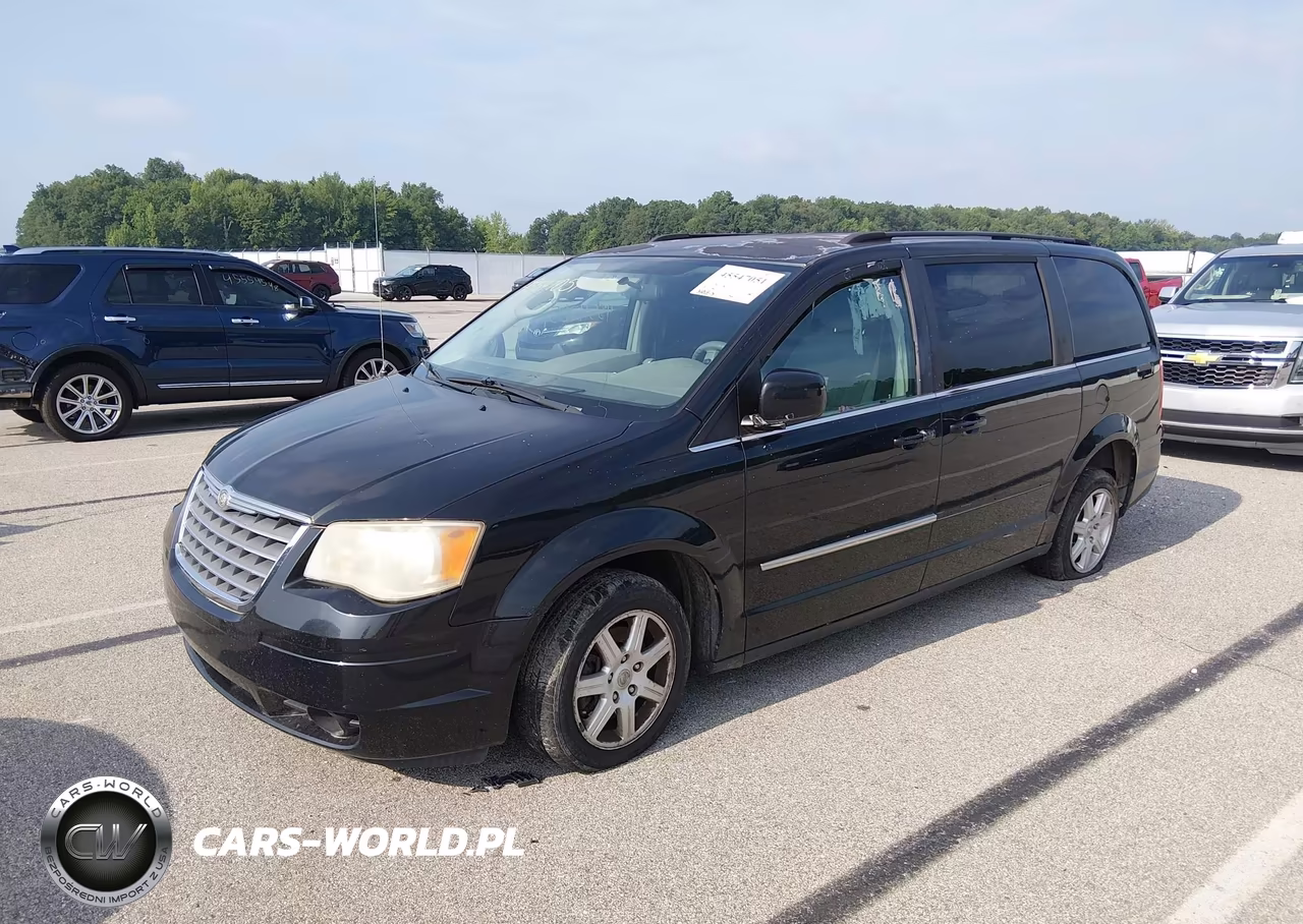 2010 Chrysler Town & Country Touring VIN:2A4RR5D11AR300936 - 2