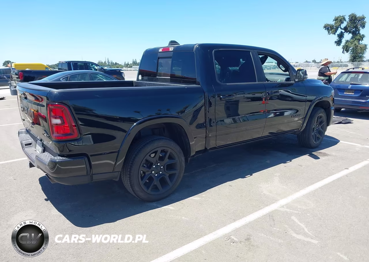 2025 Ram 1500 VIN:1C6SRFJP3SN657837 - 4