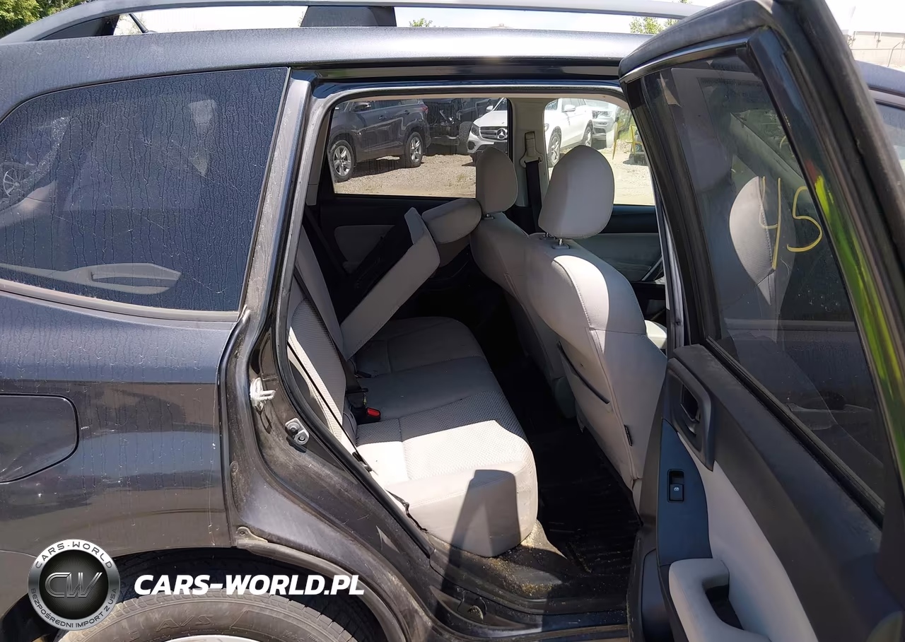 2014 Subaru Forester 2.5I Premium VIN:JF2SJAEC8EH476943 - 8