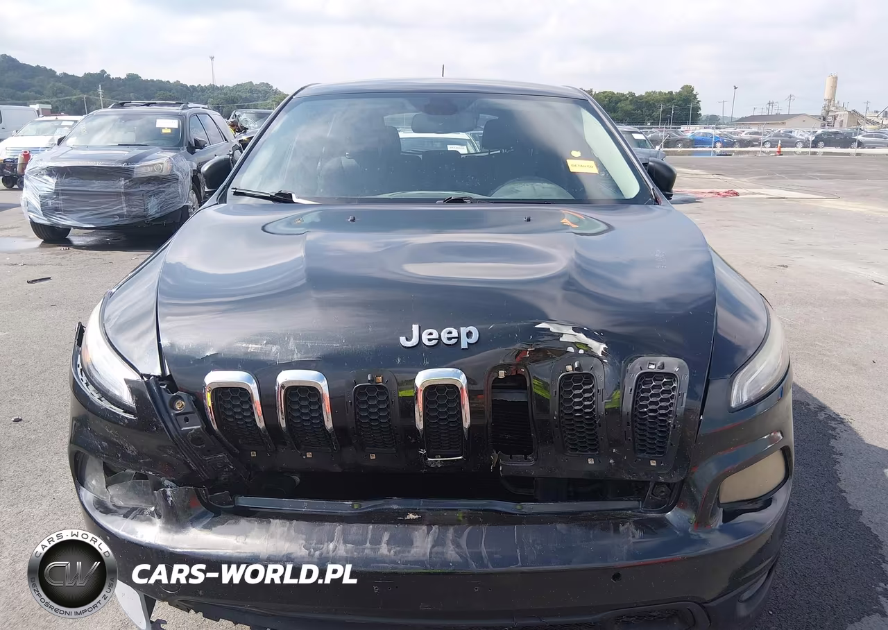 2015 Jeep Cherokee Sport VIN:1C4PJLAB0FW643743 - 6