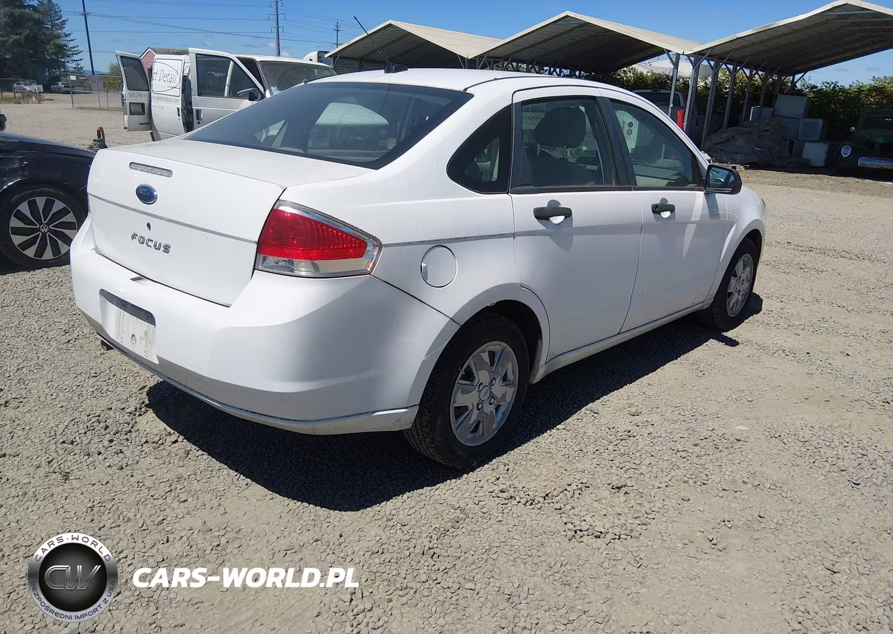 2008 Ford Focus S VIN:1FAHP34N88W131889 - 4