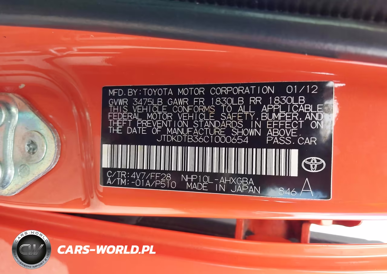 2012 Toyota Prius C Three VIN:JTDKDTB36C1000654 - 9