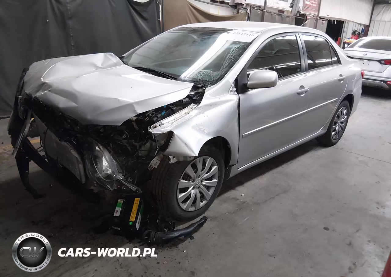 2013 Toyota Corolla Le VIN:5YFBU4EE7DP074813 - 2