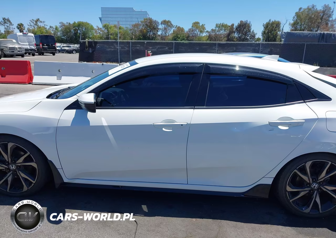 2017 Honda Civic Sport VIN:SHHFK7H44HU424541 - 14