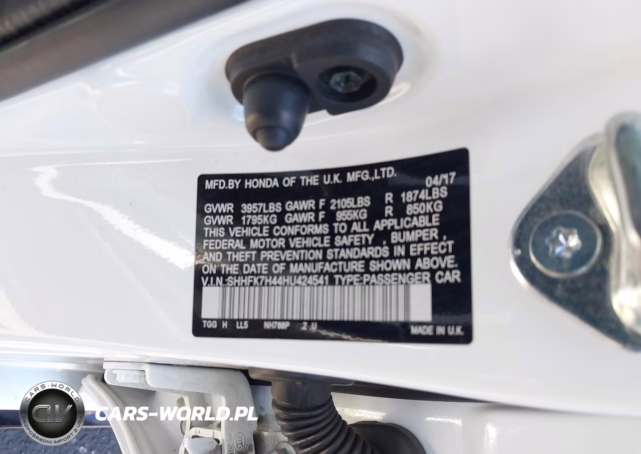 2017 Honda Civic Sport VIN:SHHFK7H44HU424541 - 9