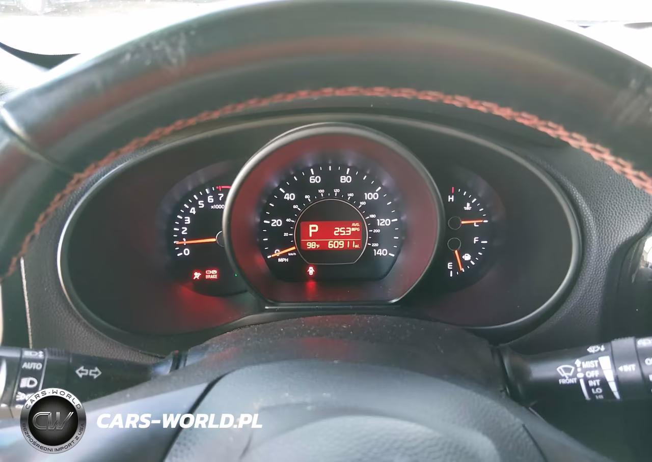2014 Kia Soul + VIN:KNDJP3A5XE7030231 - 7