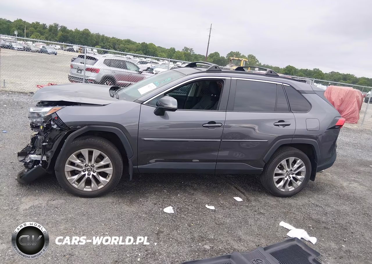 2024 Toyota Rav4 Xle Premium VIN:2T3A1RFV4RC405524 - 15