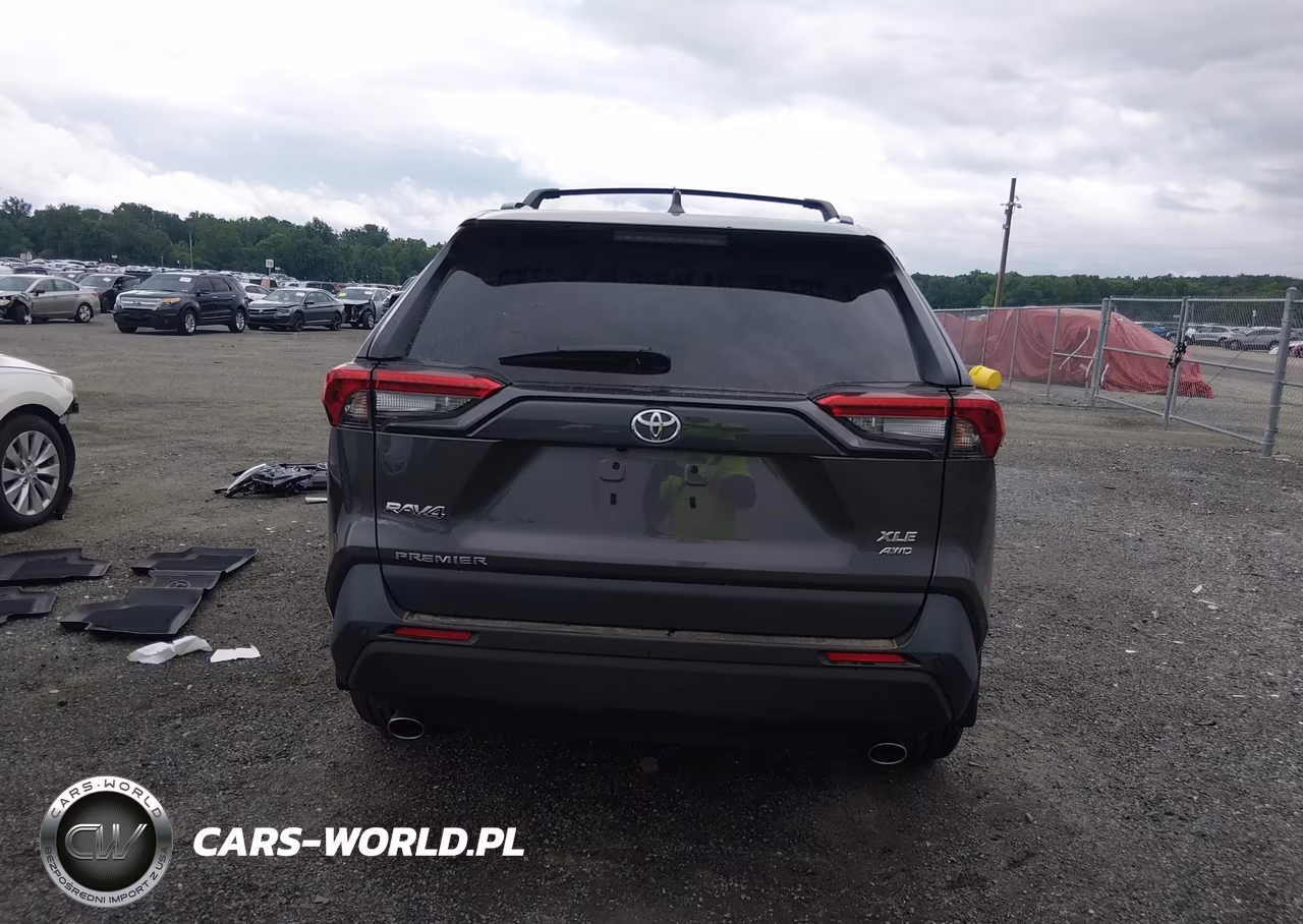 2024 Toyota Rav4 Xle Premium VIN:2T3A1RFV4RC405524 - 17