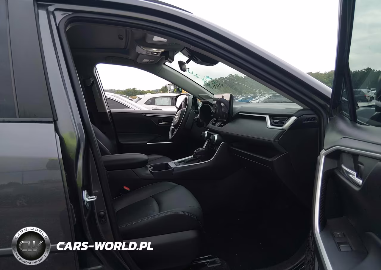 2024 Toyota Rav4 Xle Premium VIN:2T3A1RFV4RC405524 - 5