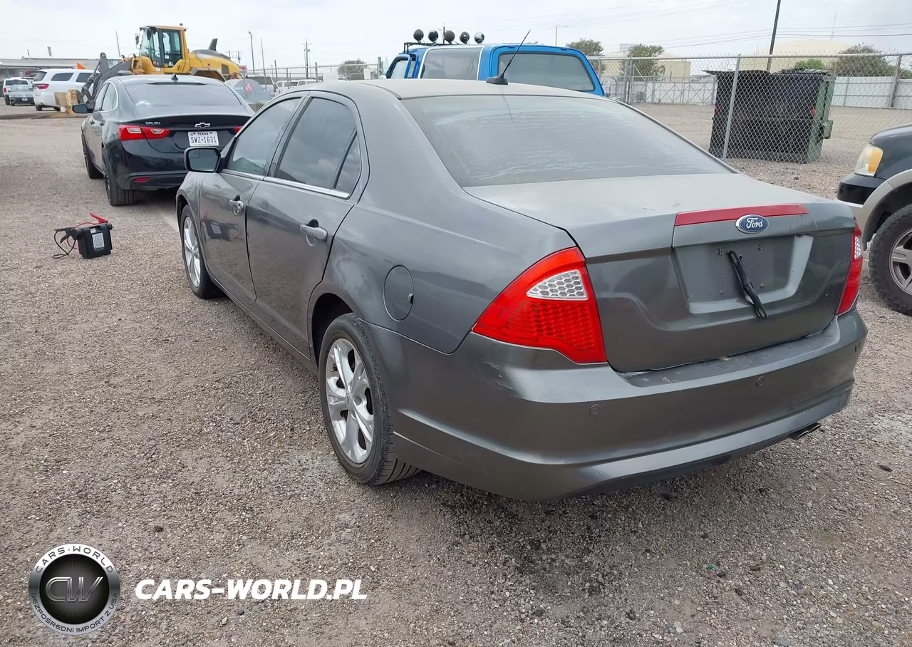 2012 Ford Fusion Se VIN:3FAHP0HA3CR283399 - 3