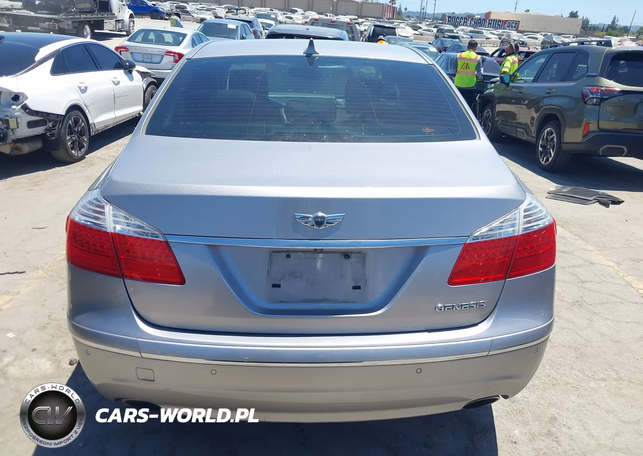 2011 Hyundai Genesis 3.8 VIN:KMHGC4DE0BU140401 - 16