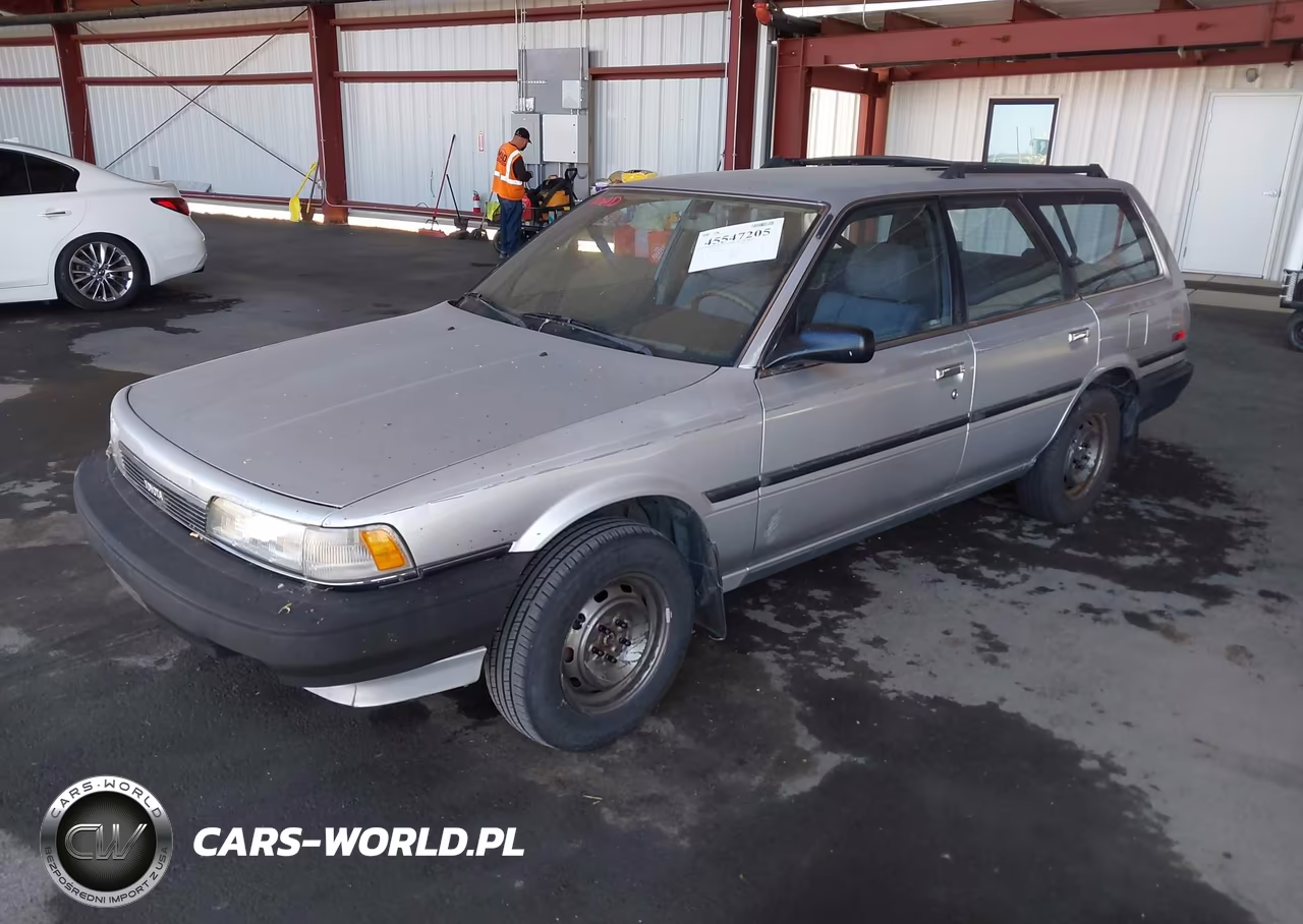 1989 Toyota Camry Dlx VIN:JT2SV21W3K0296703 - 2