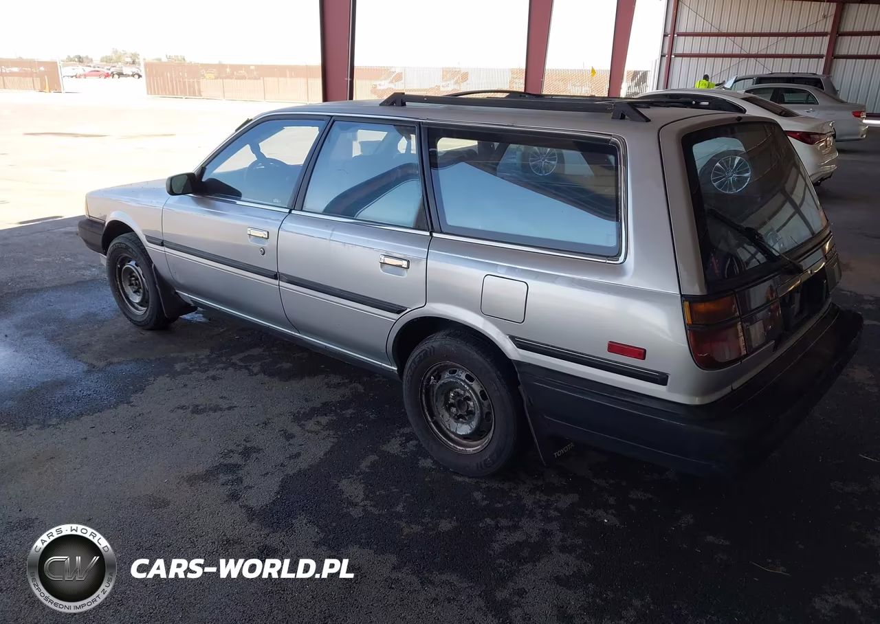 1989 Toyota Camry Dlx VIN:JT2SV21W3K0296703 - 3