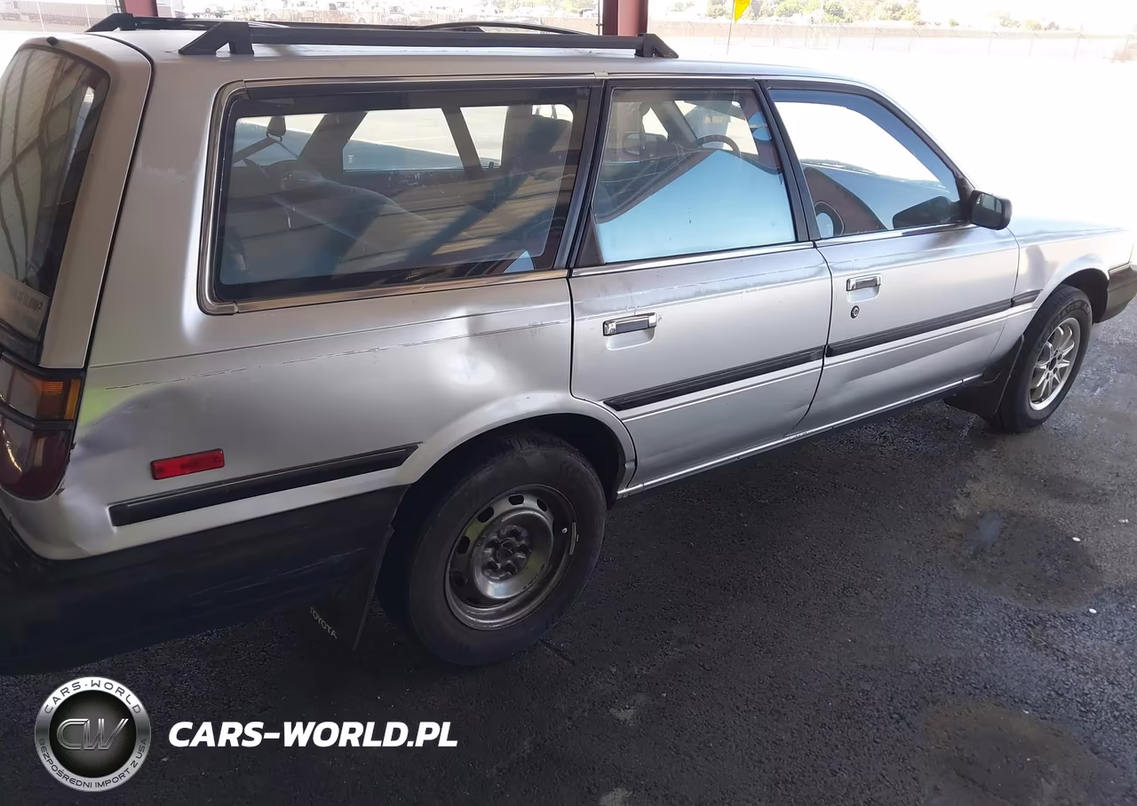 1989 Toyota Camry Dlx VIN:JT2SV21W3K0296703 - 6