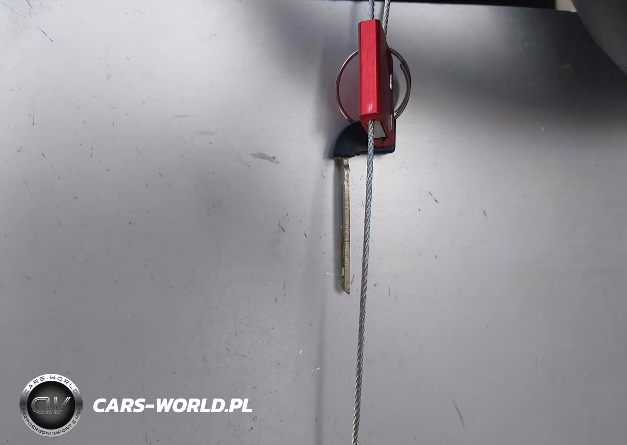 2018 Toyota Prius Prime Premium VIN:JTDKARFP7J3100708 - 11