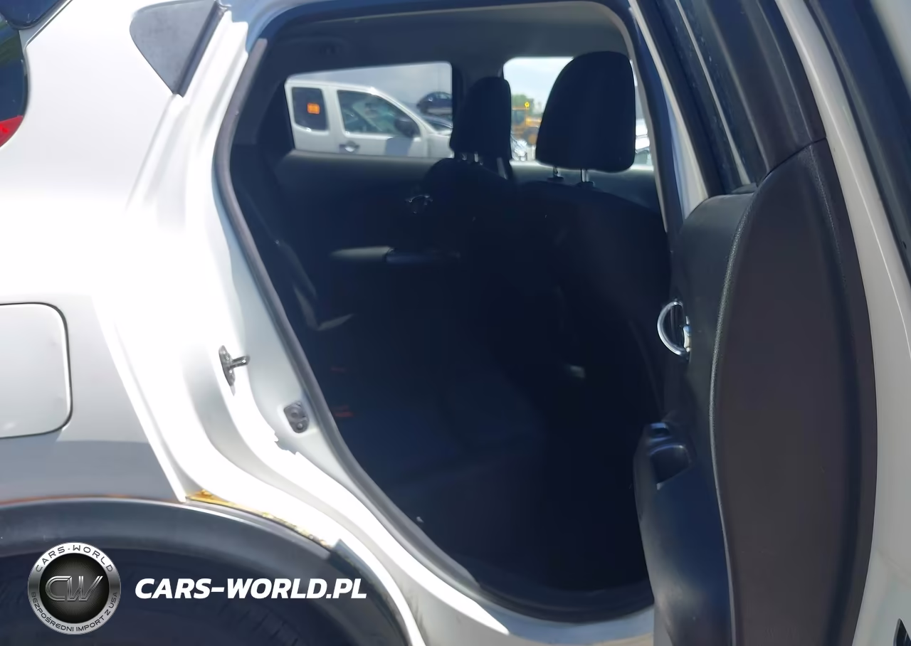 2014 Nissan Juke S VIN:JN8AF5MV2ET357700 - 8