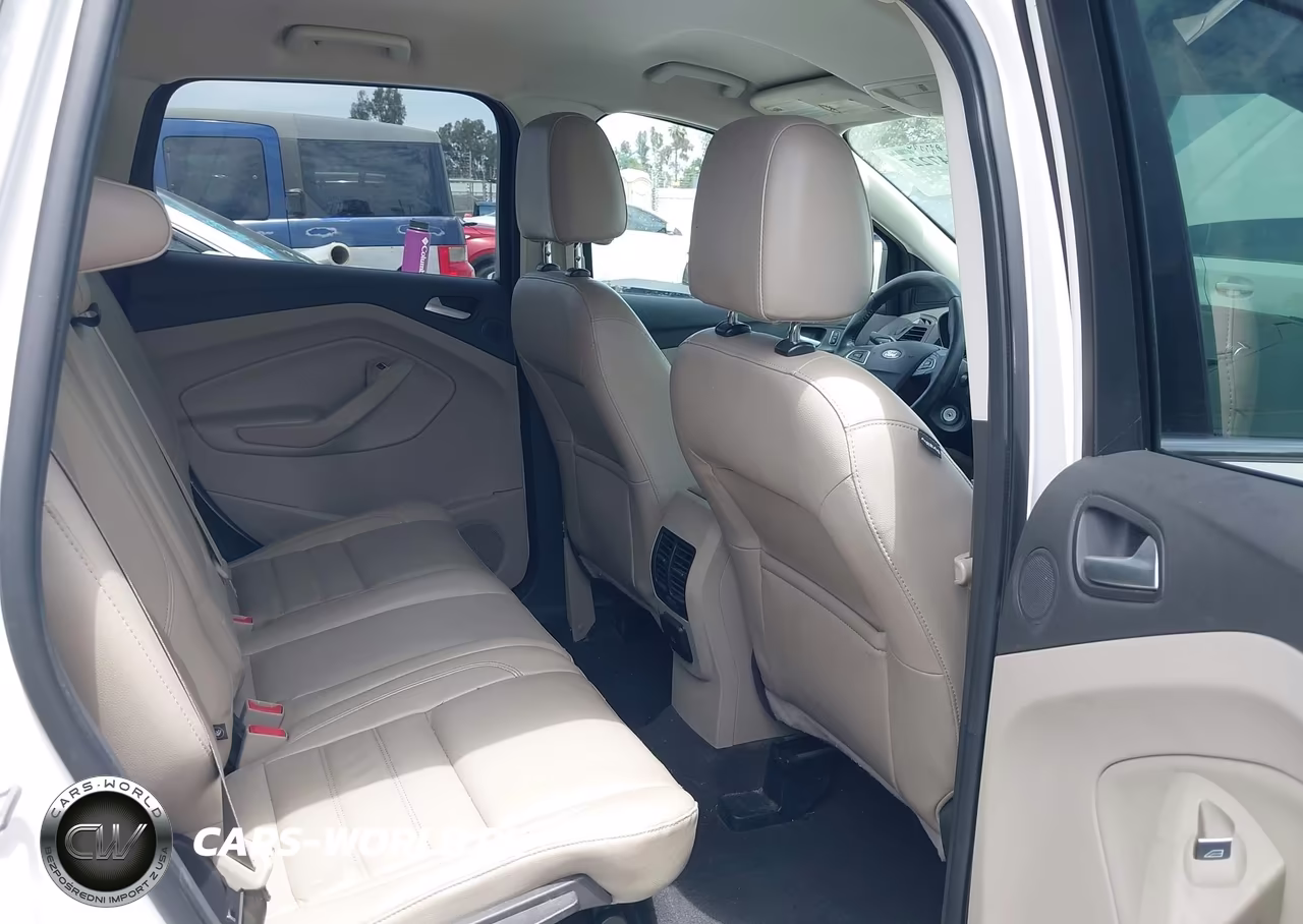 2017 Ford Escape Se VIN:1FMCU0GD2HUC67795 - 8