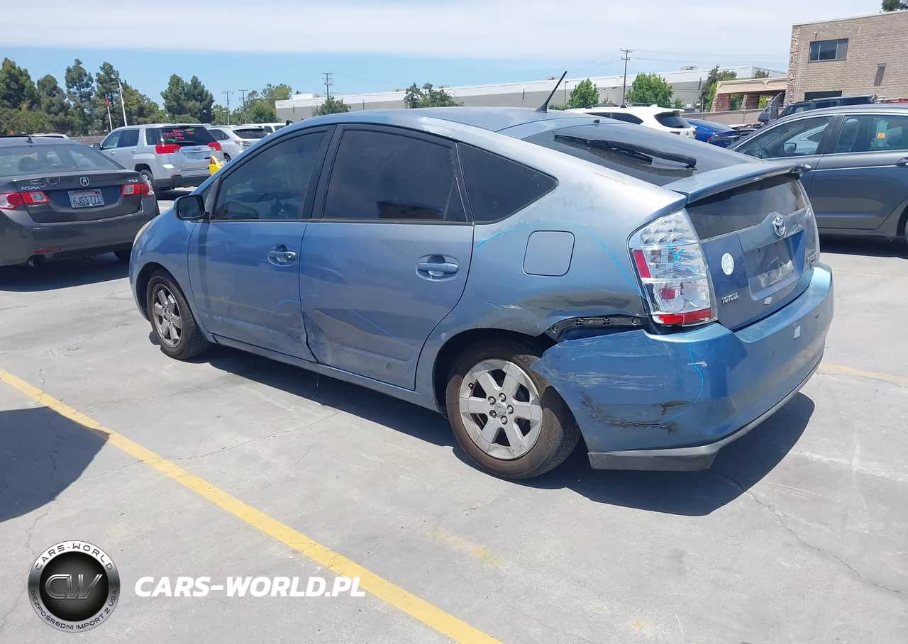 2004 Toyota Prius VIN:JTDKB20U240060692 - 3