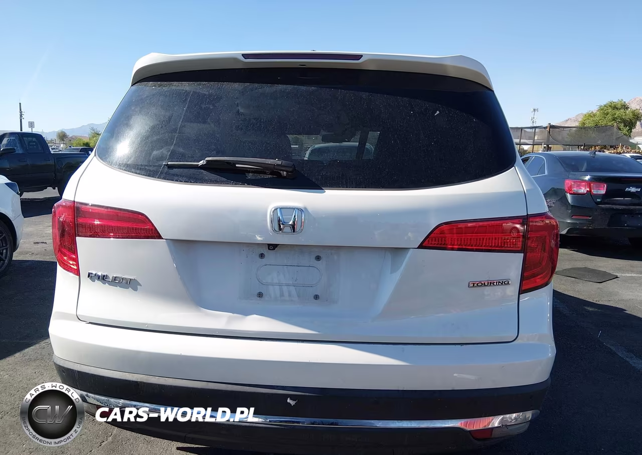2017 Honda Pilot Touring VIN:5FNYF5H93HB025148 - 16