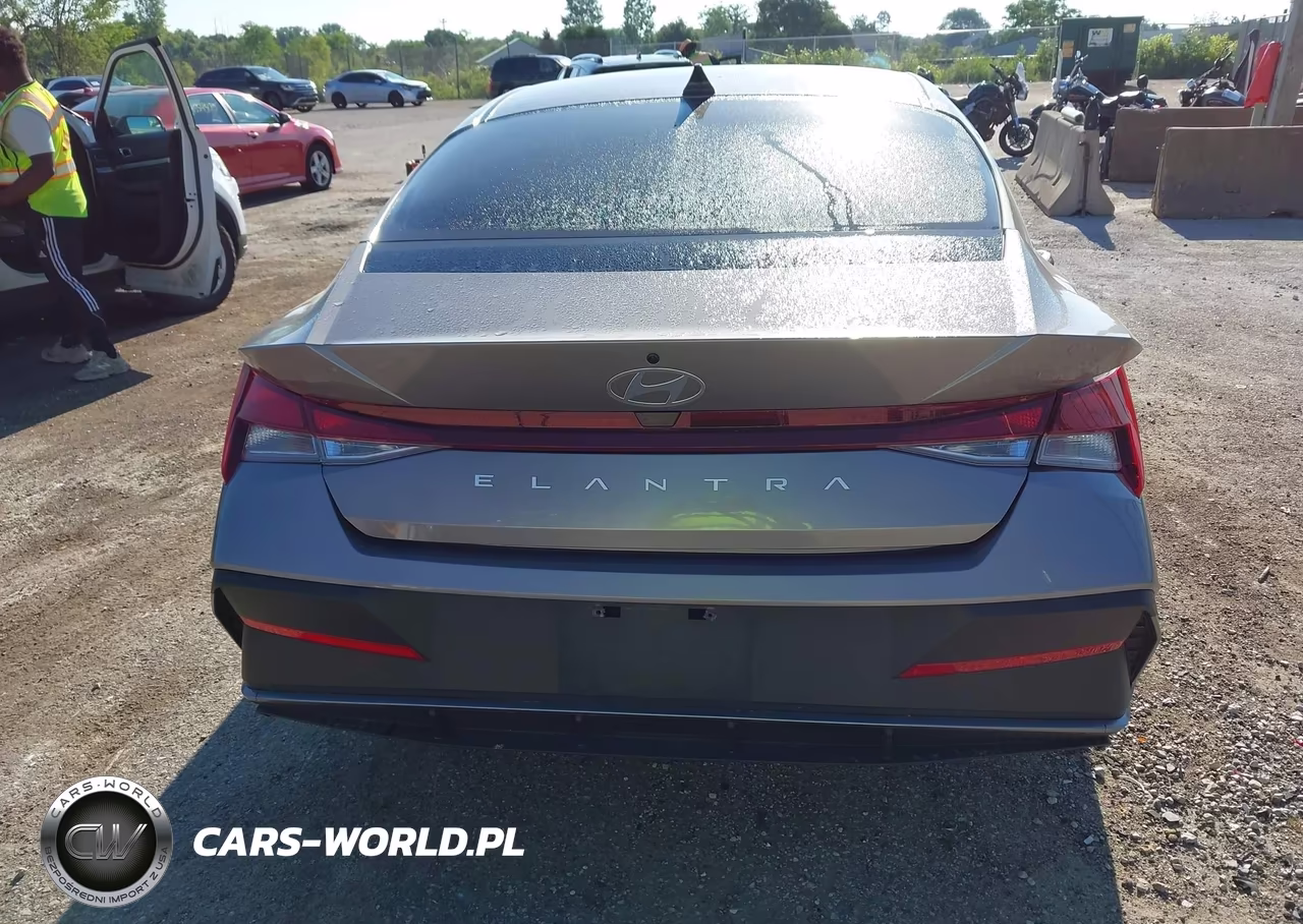 2024 Hyundai Elantra Se VIN:KMHLL4DG1RU664439 - 16