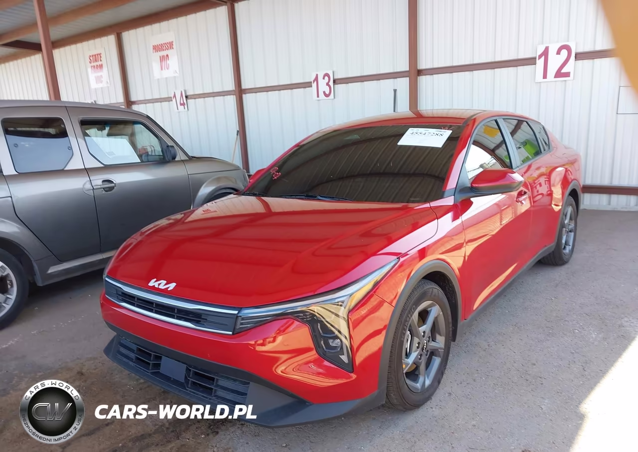 2026 Kia K4 Lxs VIN:3KPFT4DE5TE326757 - 2