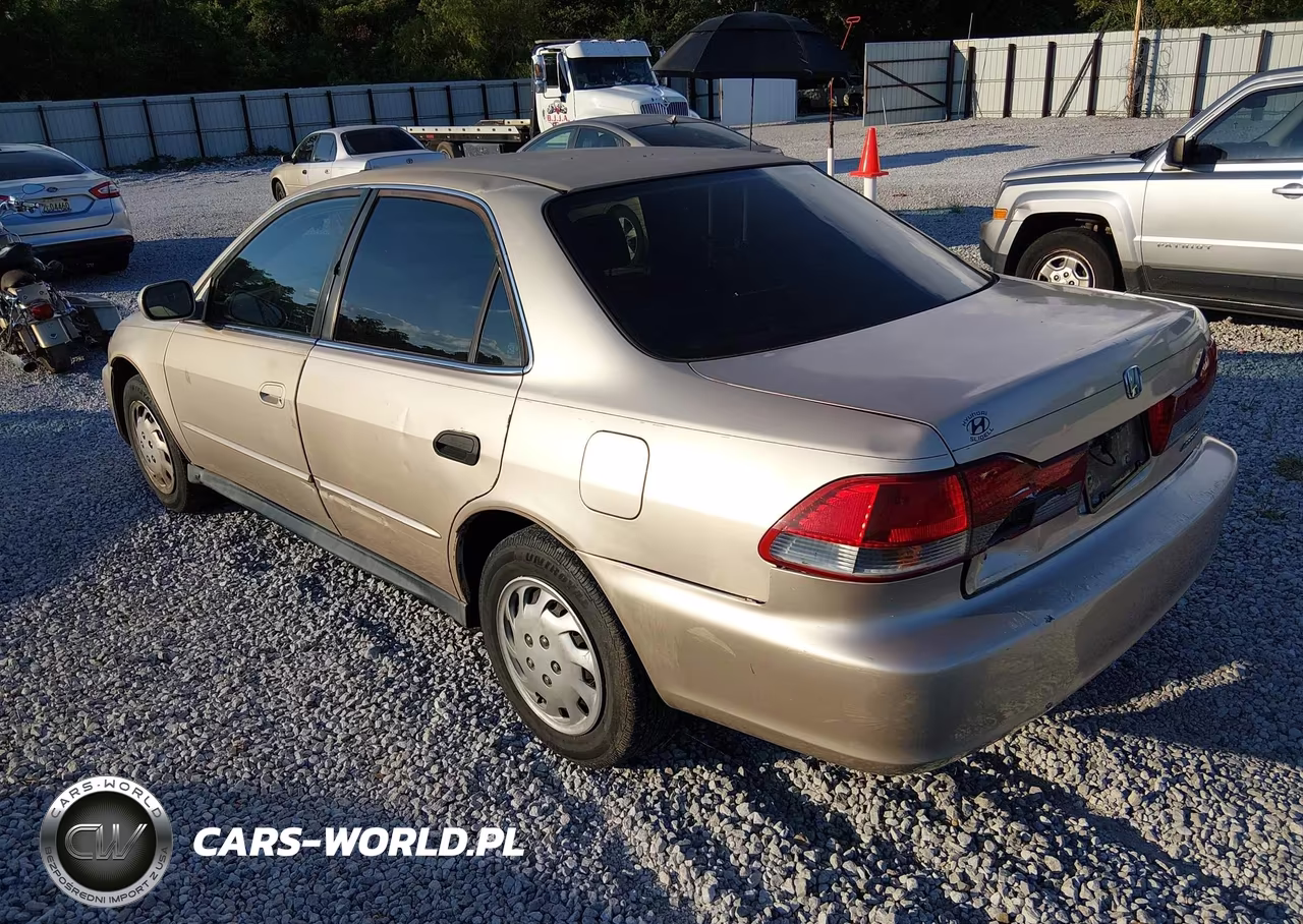 2002 Honda Accord 2.3 Lx VIN:1HGCG66562A017012 - 3