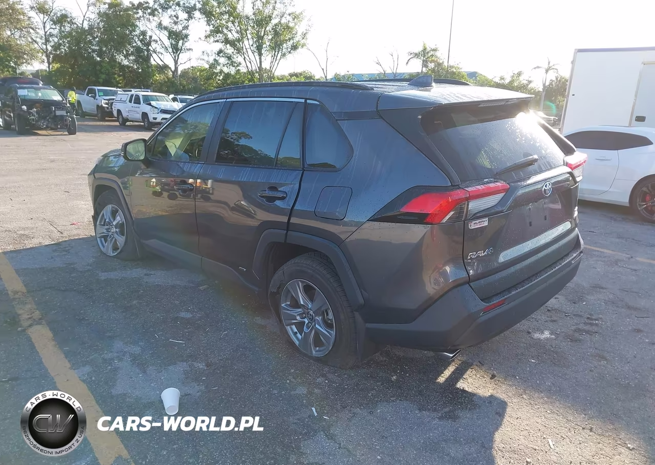 2024 Toyota Rav4 Hybrid Xle VIN:4T3RWRFV2RU142713 - 3