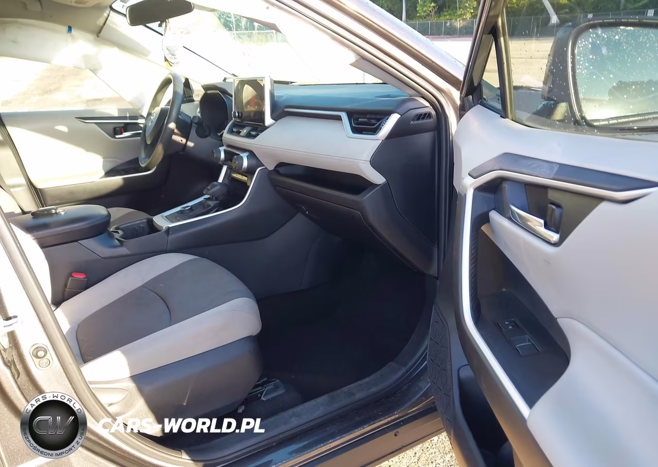 2024 Toyota Rav4 Hybrid Xle VIN:4T3RWRFV2RU142713 - 5