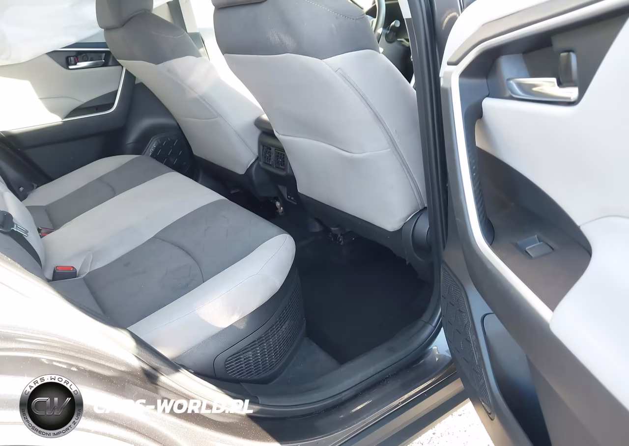 2024 Toyota Rav4 Hybrid Xle VIN:4T3RWRFV2RU142713 - 8