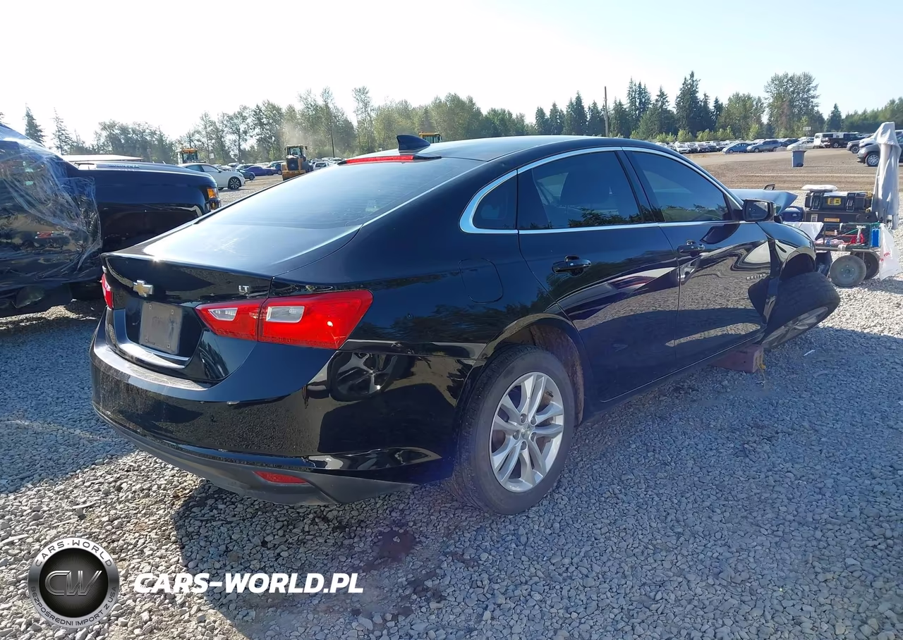 2016 Chevrolet Malibu 1Lt VIN:1G1ZE5ST3GF240740 - 4