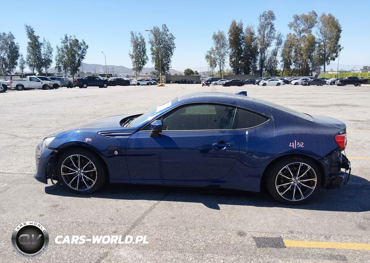 2017 Toyota 86 VIN:JF1ZNAA18H8703516 - 15